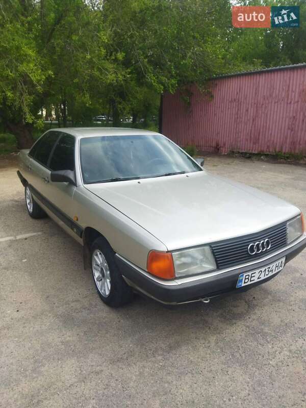 Седан Audi 100 1987 в Миколаєві фото 11 Седан Audi 100 1987 в Миколаєві