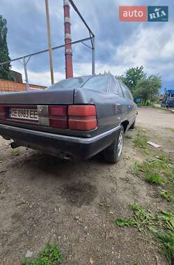 Седан Audi 100 1990 в 