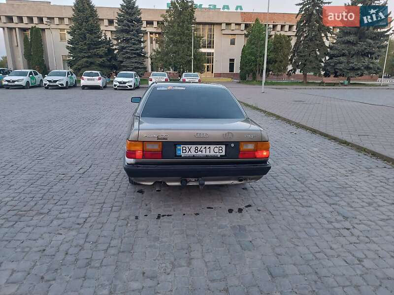 Седан Audi 100 1990 в Кам'янець-Подільському