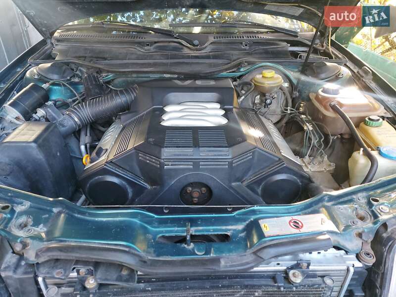 Седан Audi 100 1993 в Харькове