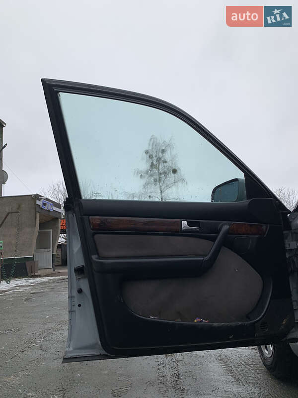 Седан Audi 100 1994 в Киеве