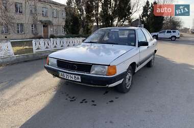 Седан Audi 100 1986 в Ладыжине