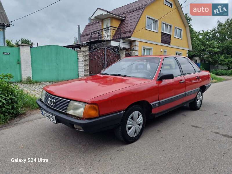 Седан Audi 100 1986 в Черкассах