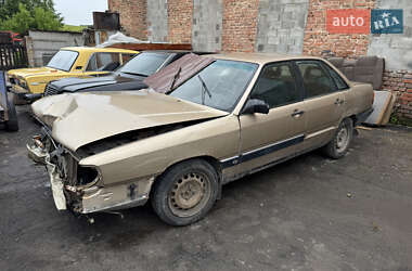 Седан Audi 100 1988 в Рівному