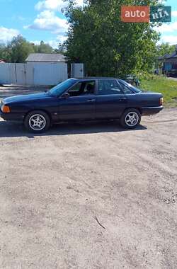 Седан Audi 100 1987 в Сторожинце