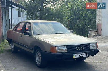 Седан Audi 100 1986 в 