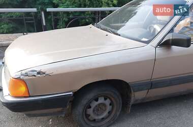 Седан Audi 100 1983 в 