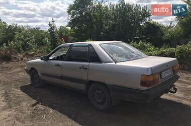 Седан Audi 100 1987 в Новомосковске