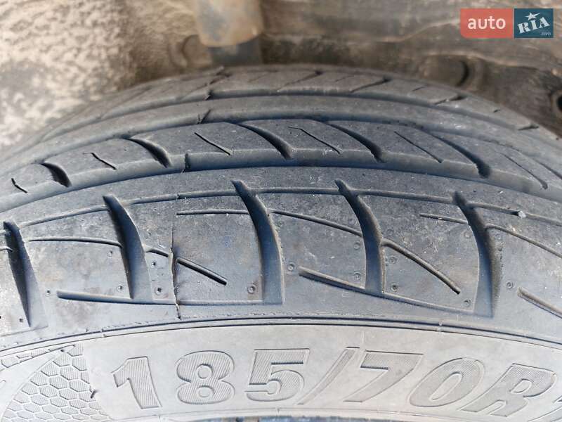 Седан Audi 100 1982 в Черкассах