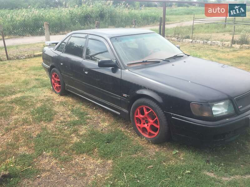 Седан Audi 100 1992 в Кривому Розі