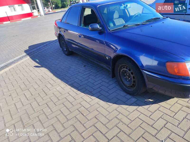 Седан Audi 100 1993 в Запорожье