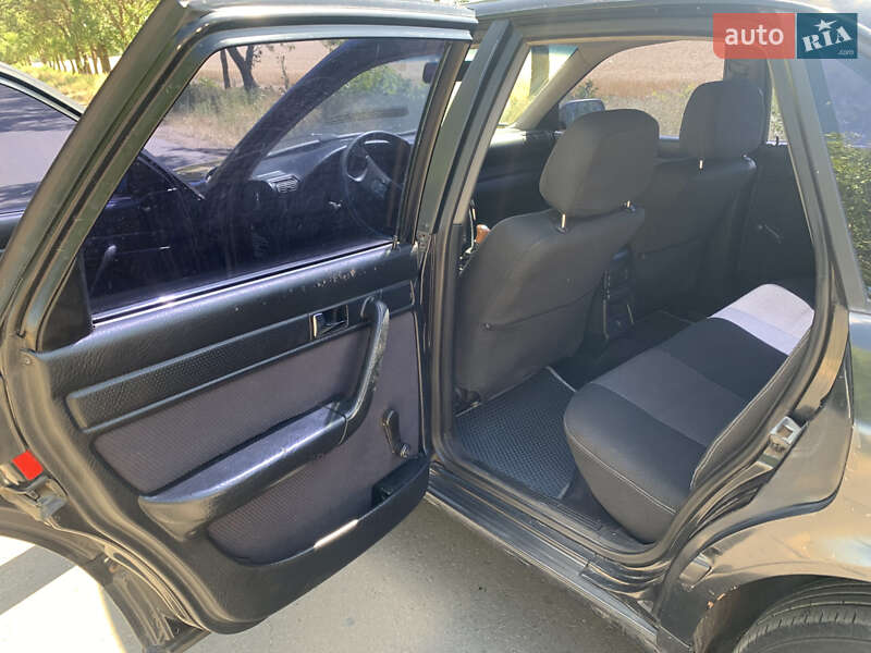 Седан Audi 100 1992 в Николаеве фото 11 Седан Audi 100 1992 в Николаеве