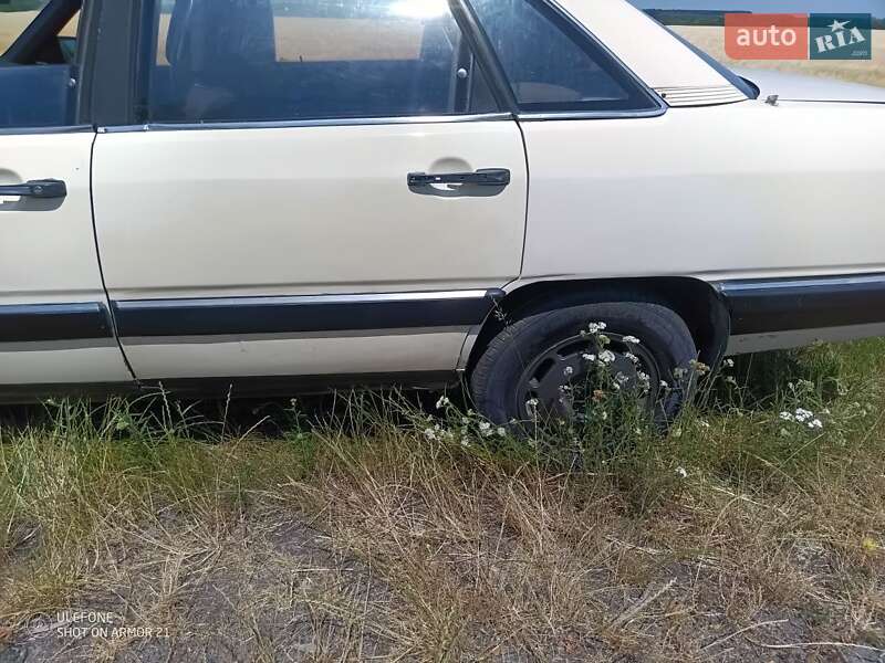 Седан Audi 100 1986 в Козятині