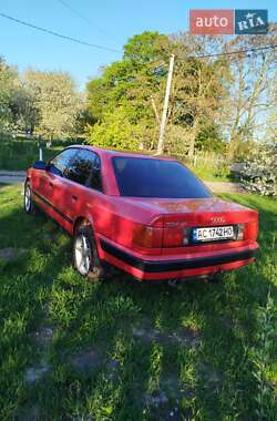 Седан Audi 100 1992 в Рожище