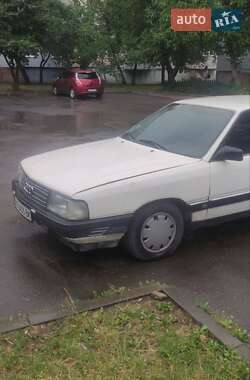 Седан Audi 100 1986 в 