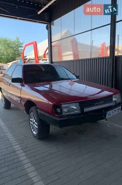 Седан Audi 100 1989 в Луцке