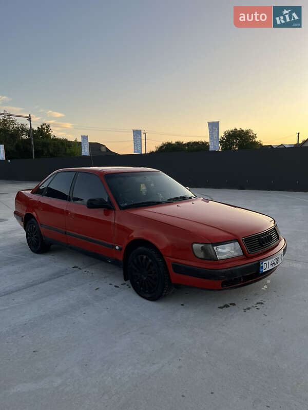 Седан Audi 100 1992 в Борщеве