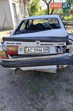 Седан Audi 100 1986 в Луцке