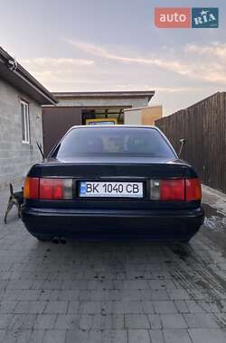 Седан Audi 100 1992 в Ровно