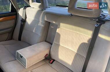Седан Audi 100 1992 в 