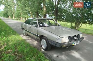 Седан Audi 100 1989 в 