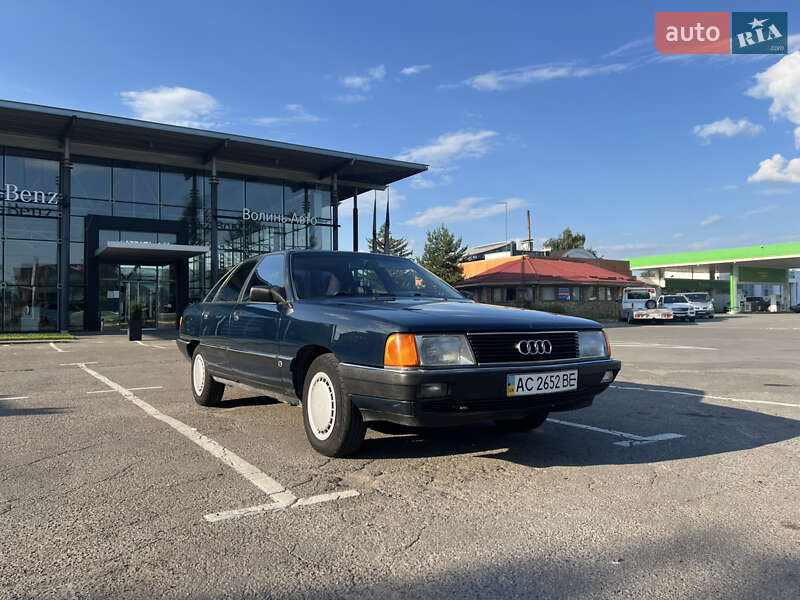 Audi 100 1990