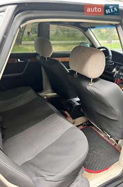 Седан Audi 100 1992 в 