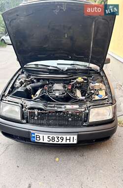 Седан Audi 100 1992 в 