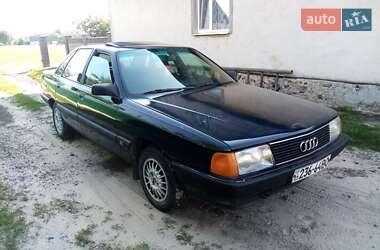 Седан Audi 100 1990 в Рівному
