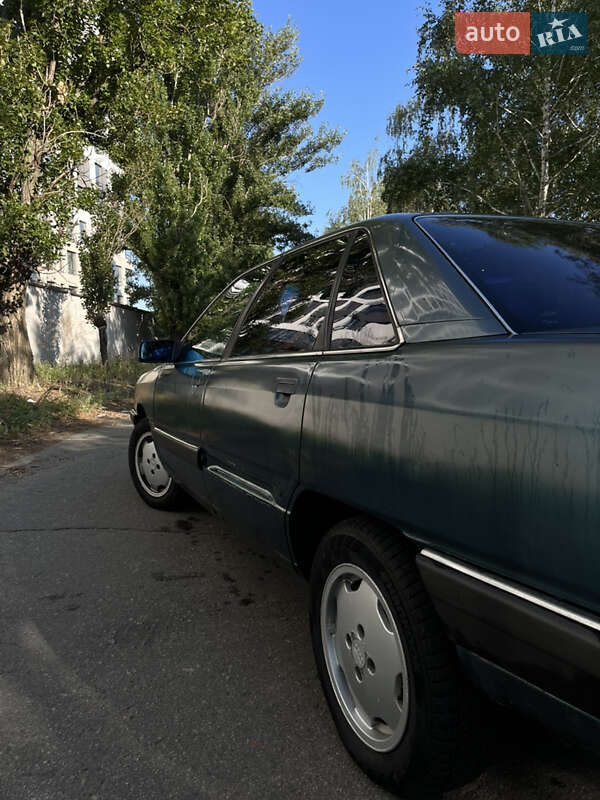 Седан Audi 100 1991 в Киеве