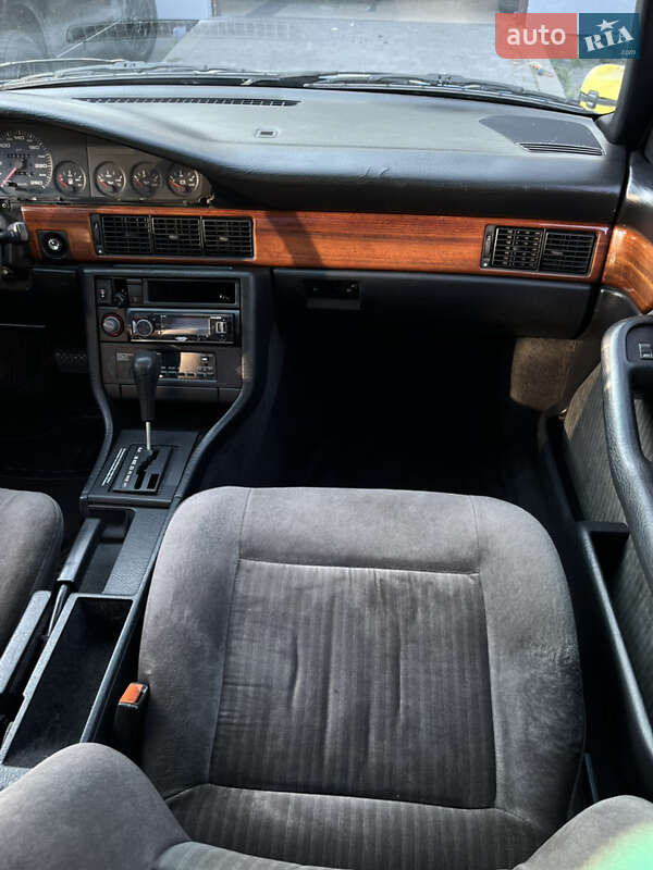 Седан Audi 100 1991 в Киеве