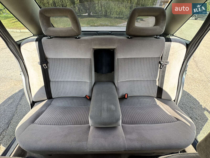 Седан Audi 100 1984 в Ивано-Франковске