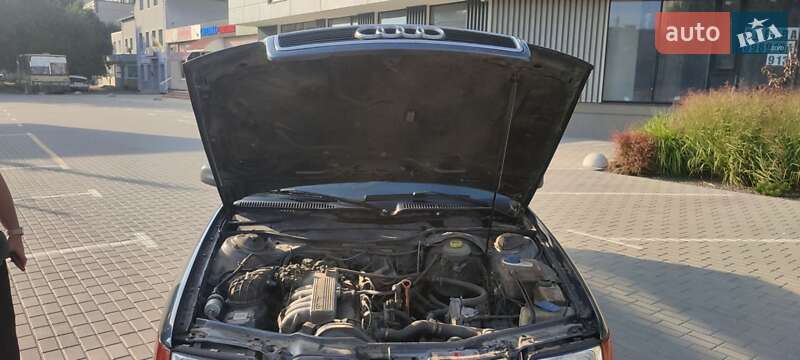 Седан Audi 100 1991 в Хмельницком