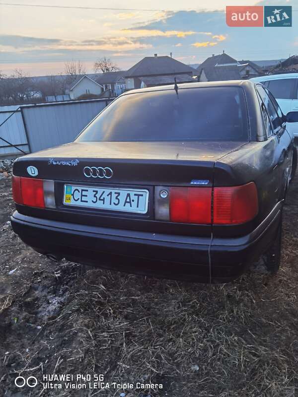 Седан Audi 100 1993 в Кельменцах
