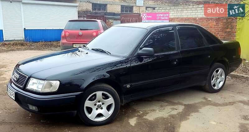 Седан Audi 100 1992 в 