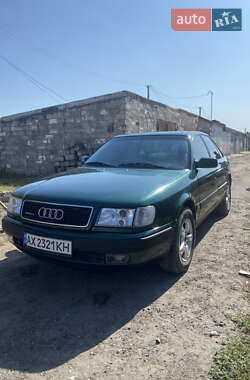 Седан Audi 100 1992 в Краснограді