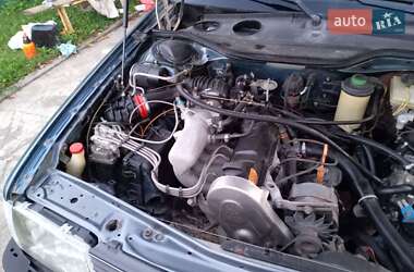 Седан Audi 100 1990 в Ладыжине