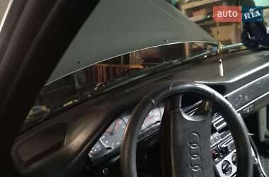 Седан Audi 100 1990 в Ладыжине