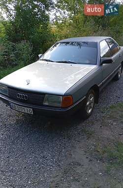 Седан Audi 100 1983 в Хмельнике