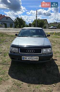 Седан Audi 100 1991 в Заречном