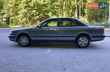 Седан Audi 100 1991 в Кременці