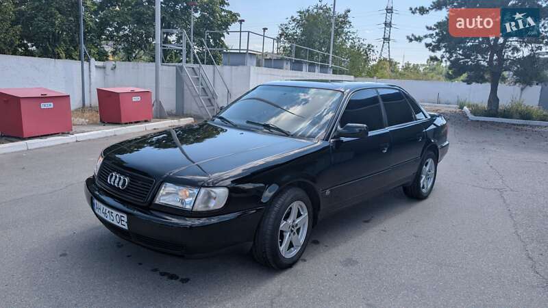 Седан Audi 100 1994 в 