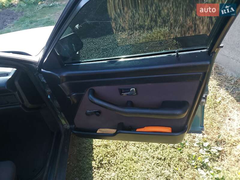 Седан Audi 100 1989 в Шепетівці