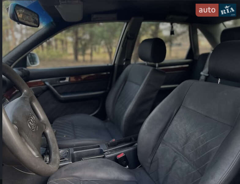 Седан Audi 100 1994 в Горишних Плавнях