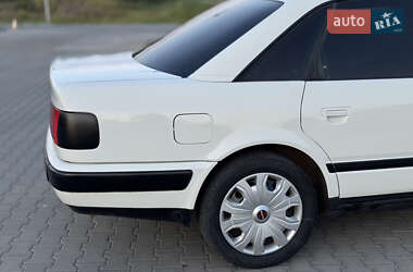 Седан Audi 100 1992 в 