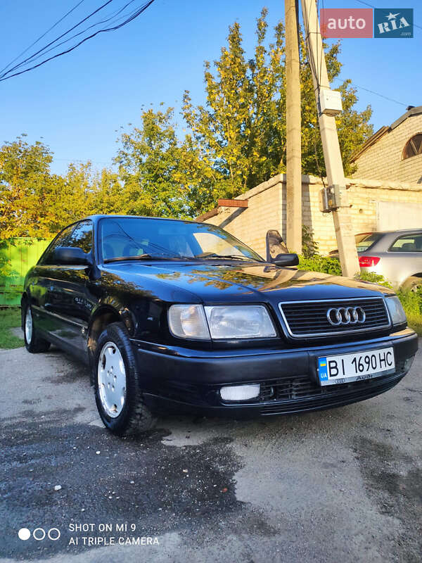 Седан Audi 100 1991 в 