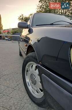 Седан Audi 100 1991 в 