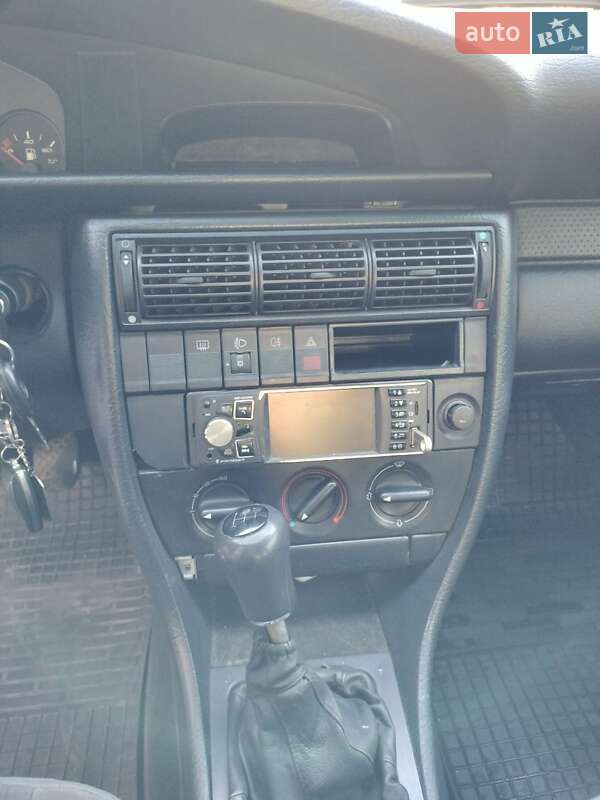 Седан Audi 100 1991 в Ужгороде фото 26 Седан Audi 100 1991 в Ужгороде