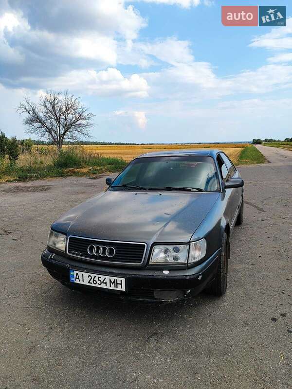 Седан Audi 100 1994 в Киеве