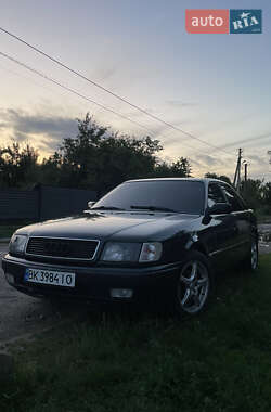 Седан Audi 100 1992 в 